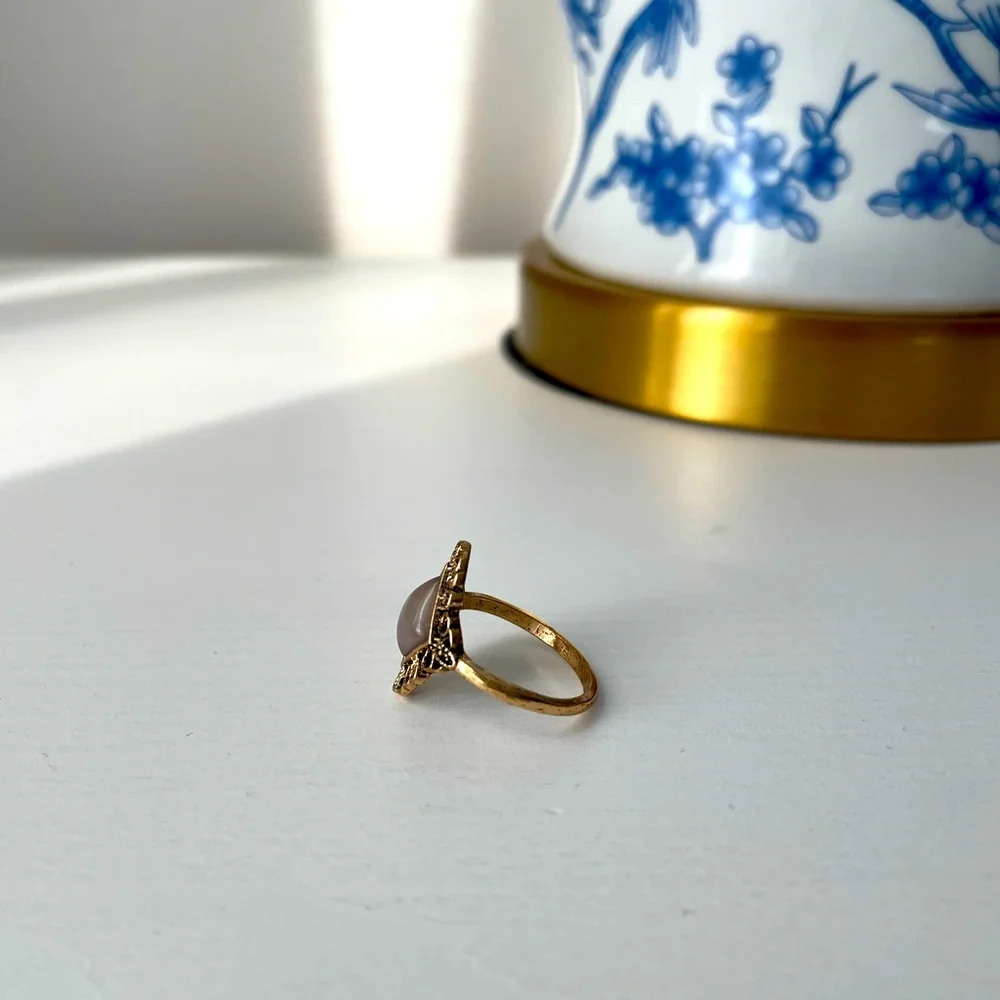 New ring Antique style size 6